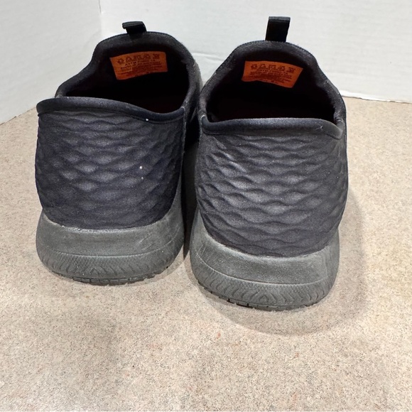 Skechers Men’s Black Slip-in Summit 8.5 Hands Free Work Slip-Resistant Sneakers - Picture 7 of 8